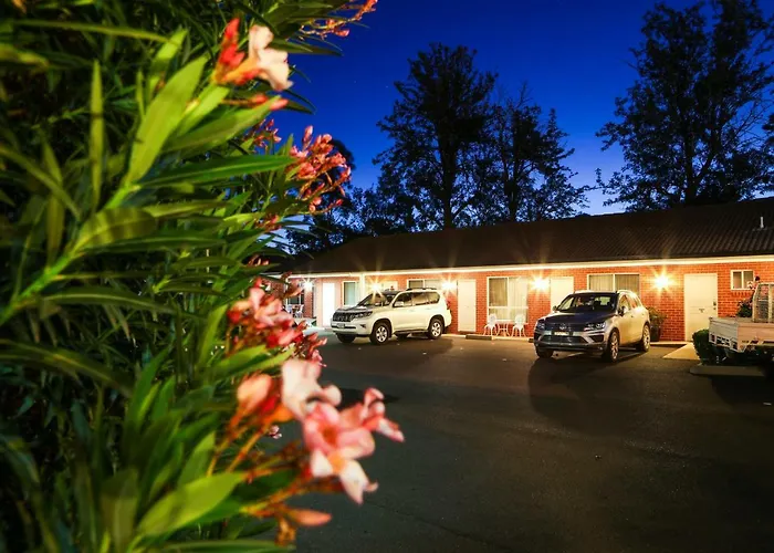 Akuna Motor Inn And Apartments