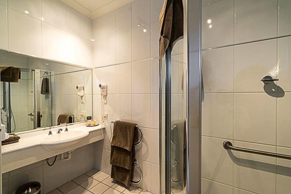 Akuna Motor And 4* Dubbo