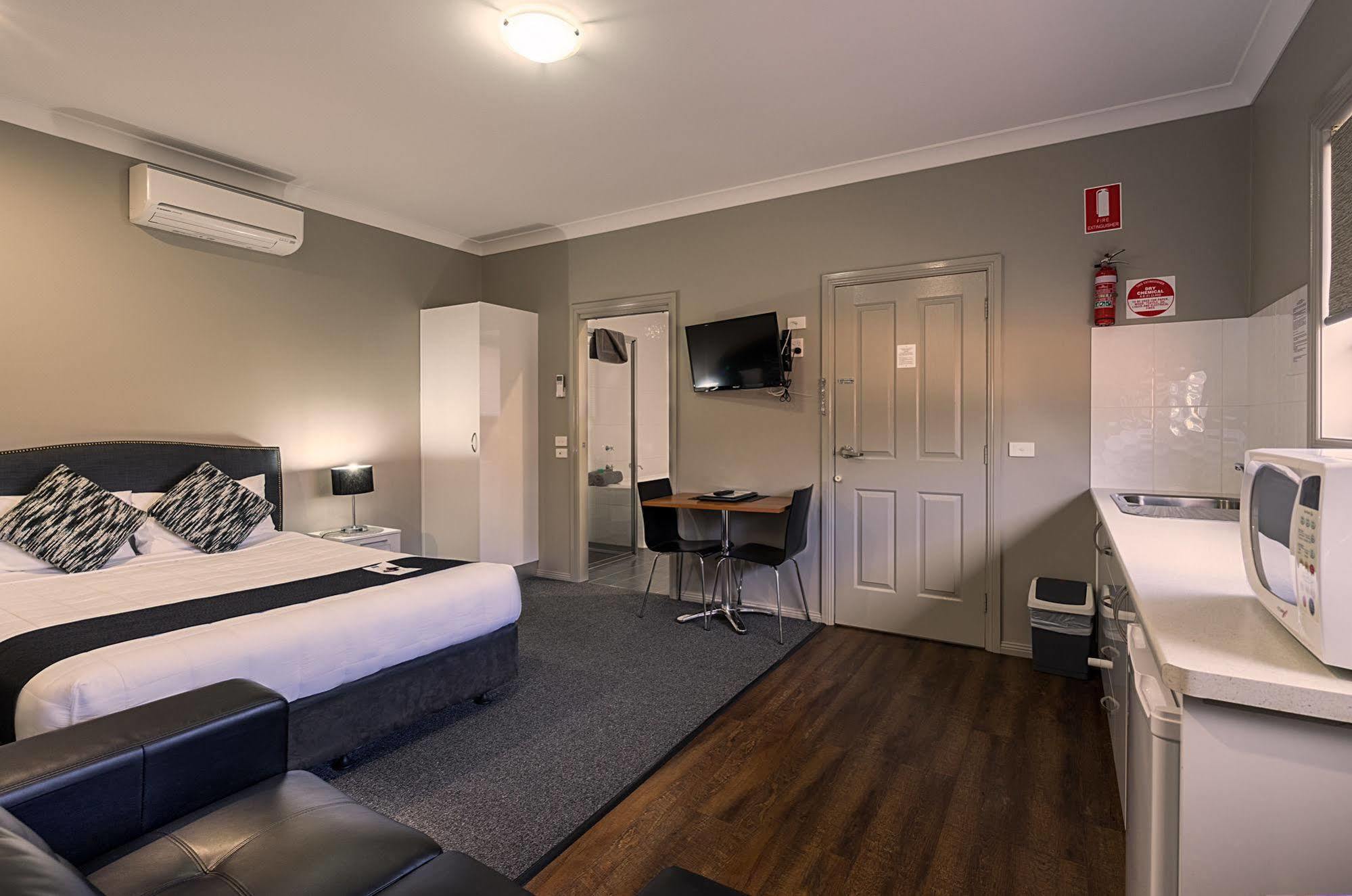 Motel Akuna Motor And 4*